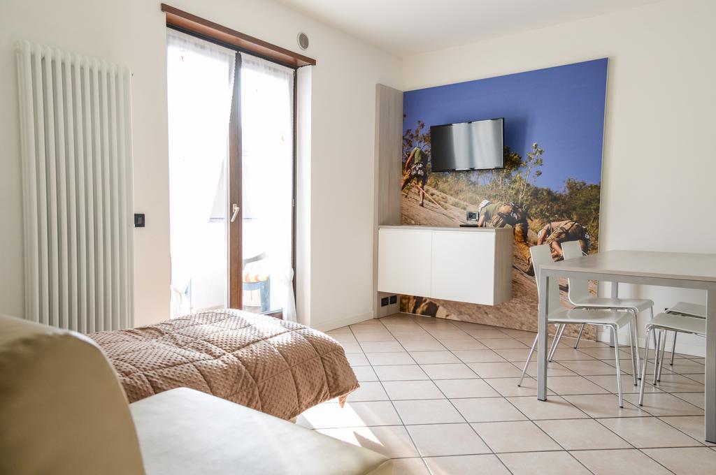 Residence Franca B&B Arco Buitenkant foto